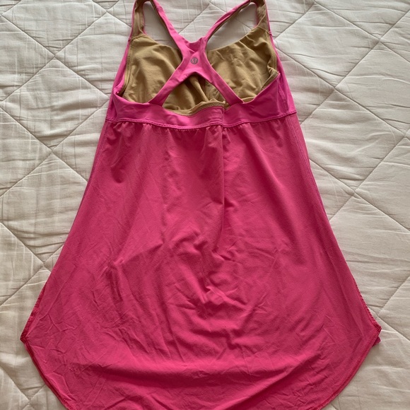 Lululemon work out tank - Picture 2 of 4